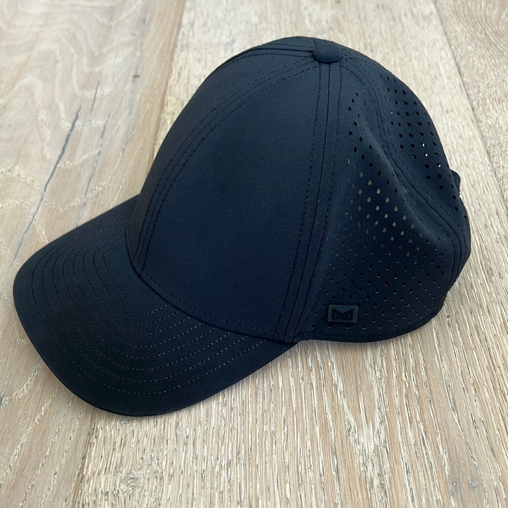 Melin a-game hydro hat cap black unisex s small
